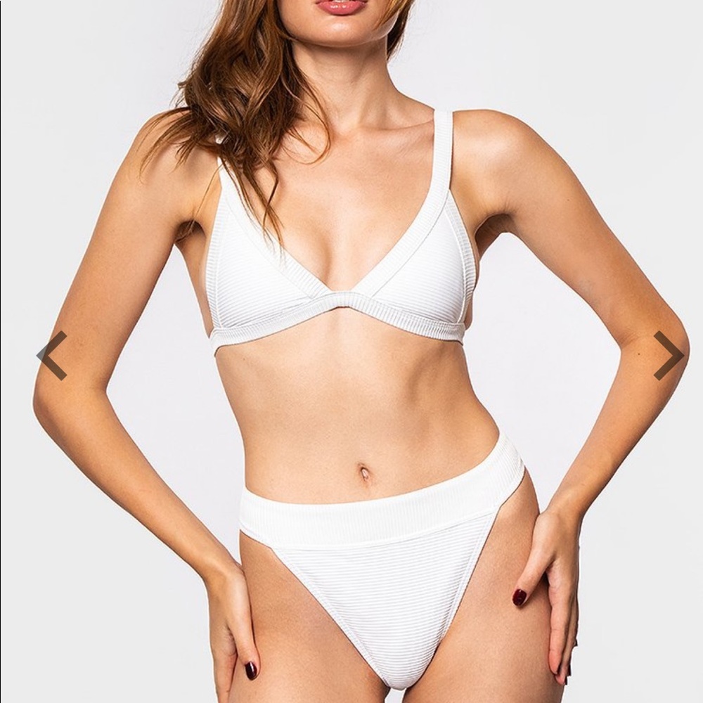 Blackbough Tanya Top + Stassy Bottoms